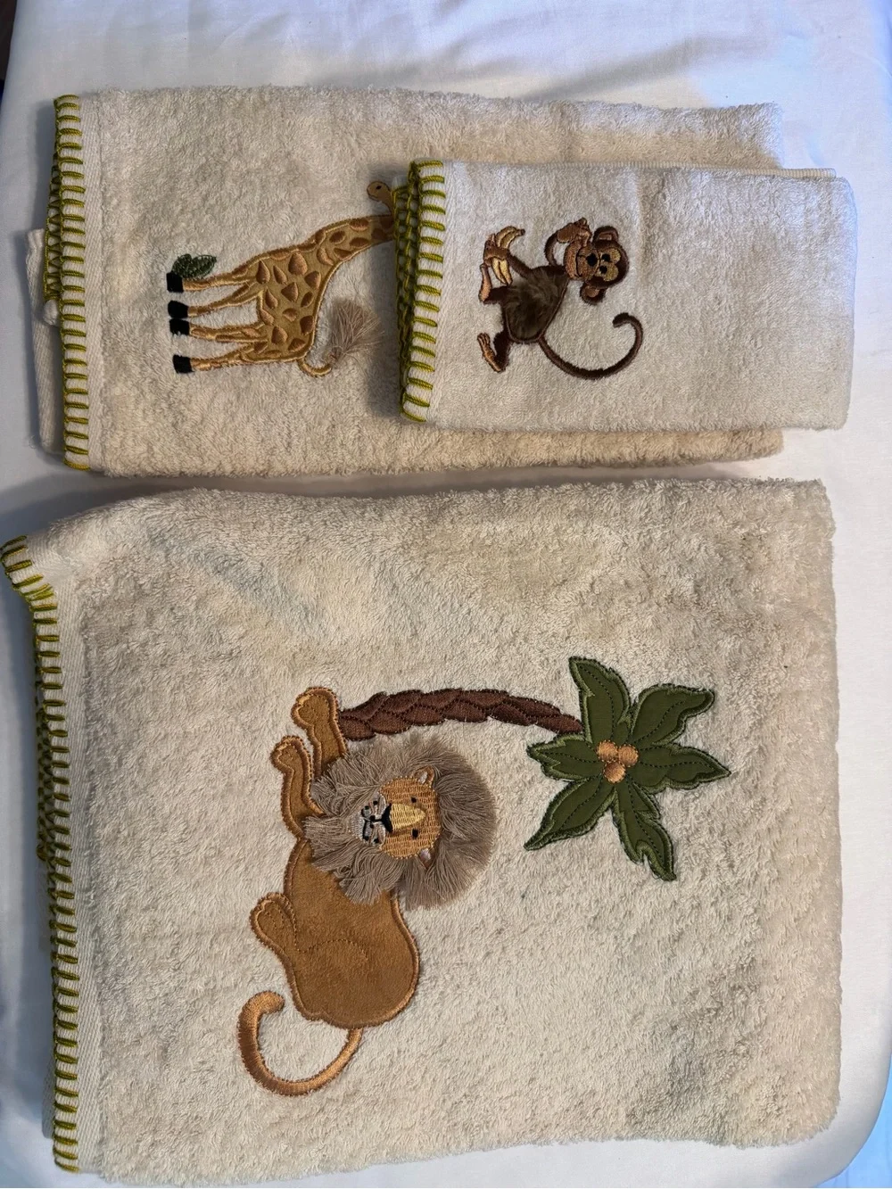 Sahara Animals Safari Bathroom Set Lion Giraffe Elephant Monkey 2000